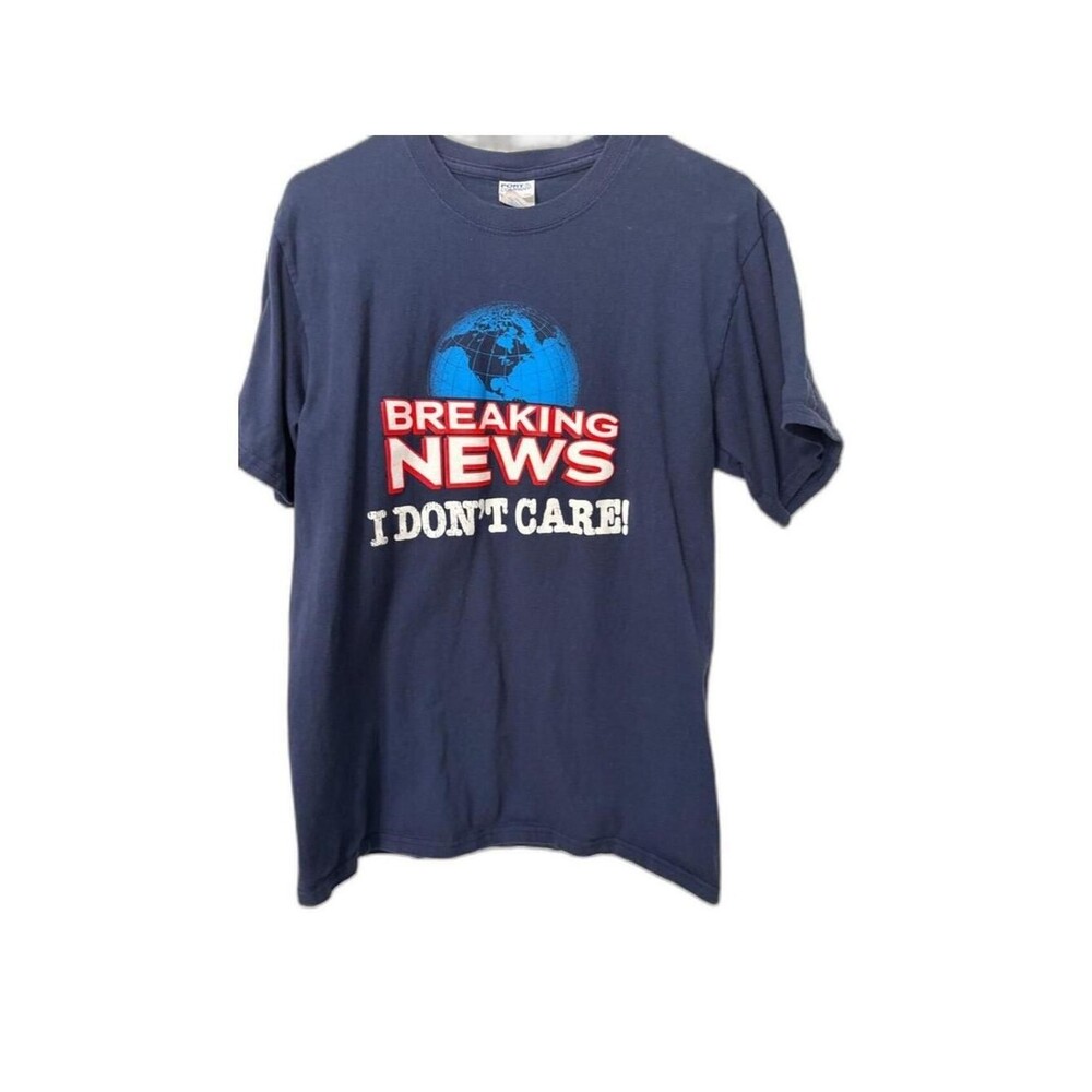 Port & Company Breaking News t-shirt Size MD